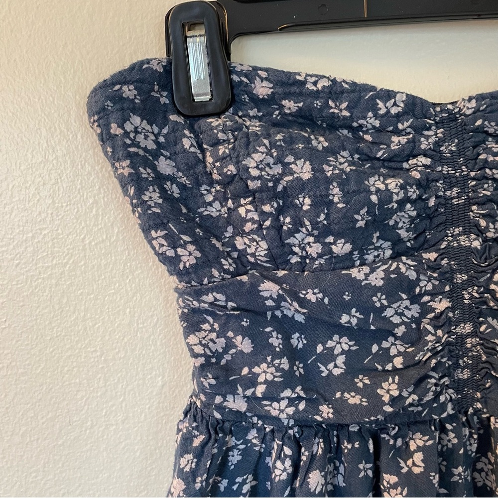 O'Neill | Blue and White Ruched Strapless Floral Sundress | Size Small - Picture 4 of 12